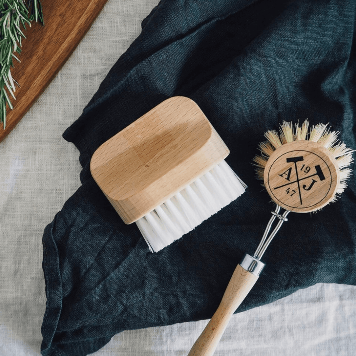 Andree Jardin Dish Brush